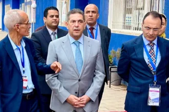 والي جهة سوس ماسة سعيد أمزازي يتفقد مركز امتحانات البكالوريا بثانوية 6 نونبر بأكادير