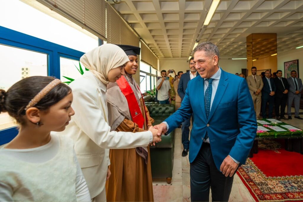 أمزازي يحتفي بمتفوقات ومتفوقي البكالوريا بجهة سوس ماسة ويشيد بثقافة الاجتهاد والاستحقاق (+ صور)