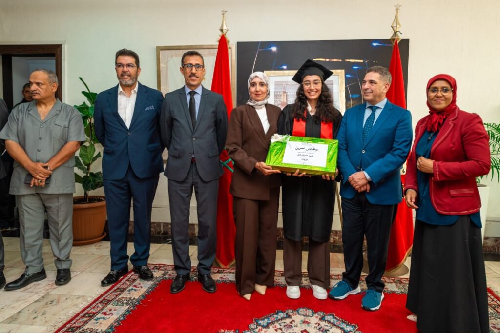 أمزازي يحتفي بمتفوقات ومتفوقي البكالوريا بجهة سوس ماسة ويشيد بثقافة الاجتهاد والاستحقاق (+ صور)