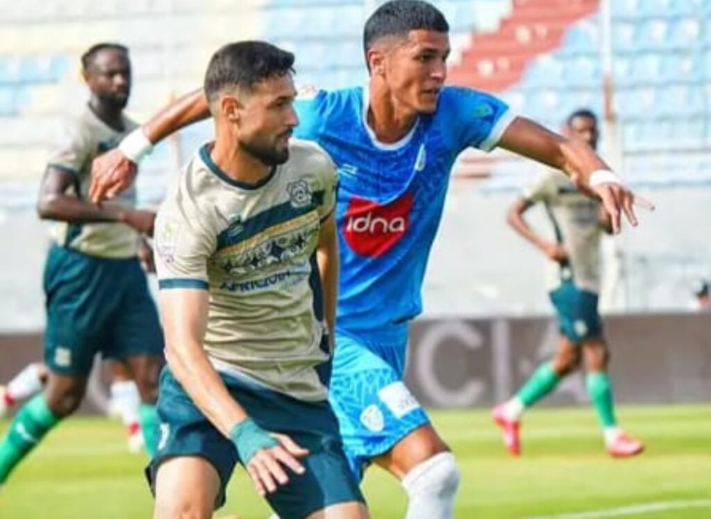 أولمبيك الدشيرة يبحث عن ملعب جاهز لاحتضان إياب مباراة السد أمام أمل تيزنيت أولمبيك الدشيرة يبحث عن ملعب جاهز لاحتضان إياب مباراة السد أمام أمل تيزنيت