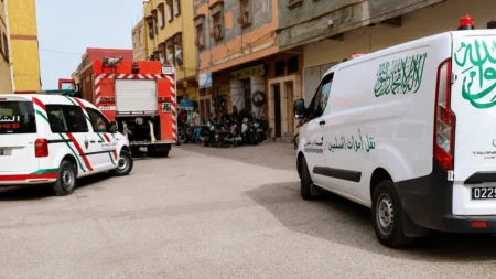 أيت ملول: انبعاث رائحة يكشف جثة سيدة داخل منزل autorités locales et services de sécurité