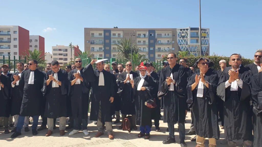 ضمنها هيئة اكادير/العيون :جمعية هيئات المحامين بالمغرب تمدد مقاطعة الجلسات والخدمات المهنية إلى أجل غير مسمى WhatsApp Image 2026-07-20 at 18.21.18